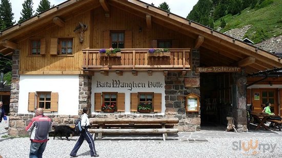 Rifugio Passo Manghen, Castello-Molina di Fiemme