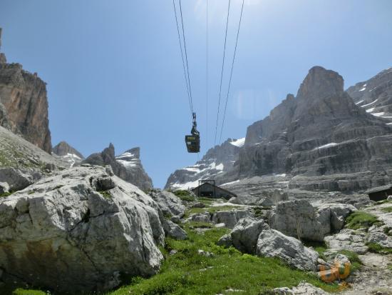 Rifugio Francis Fox Tuckett E Quintino Sella, Pinzolo