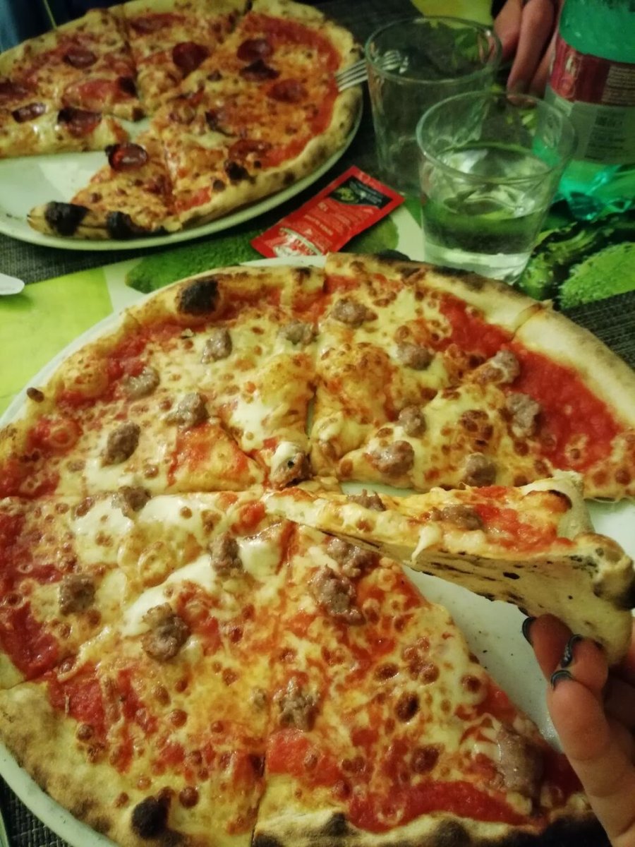 Foto 4 di Pizzeria Braceria Sughino - Avezzano