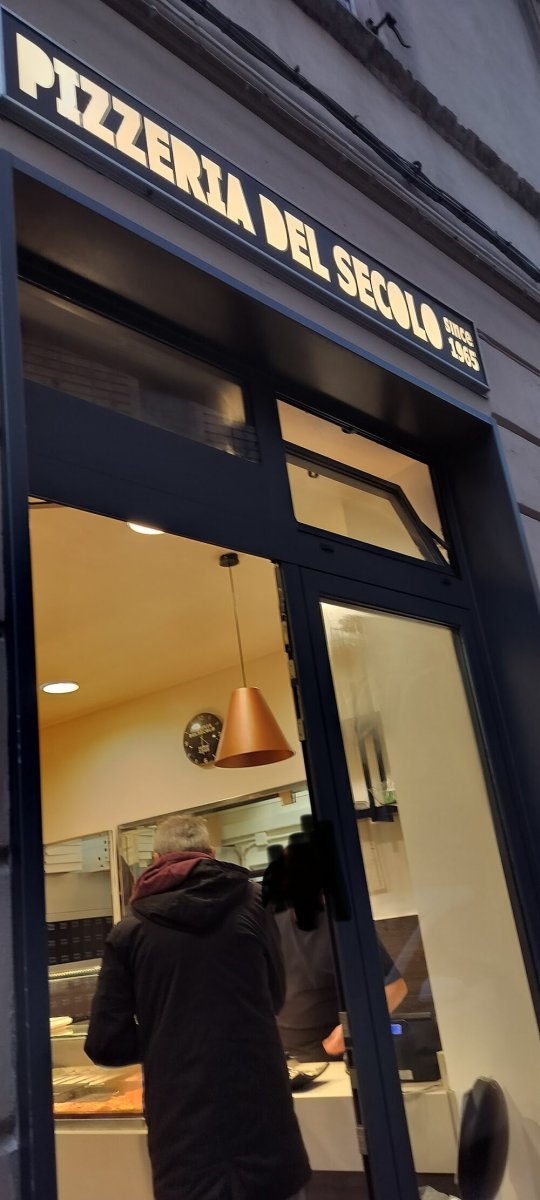 Foto 3 di Pizzeria Del Secolo - Chieti
