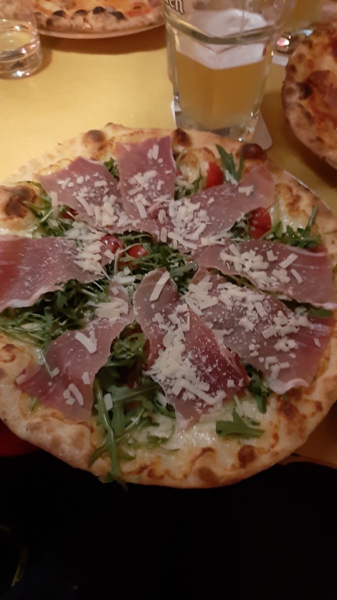 Foto 5 di Pizzeria Birreria Edelweiss - Alba Adriatica