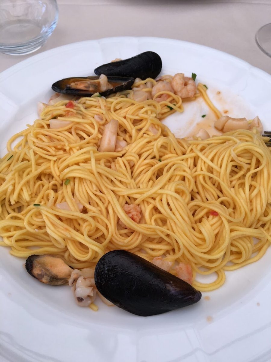 Foto 2 di Trattoria Luciana - Roseto Degli Abruzzi