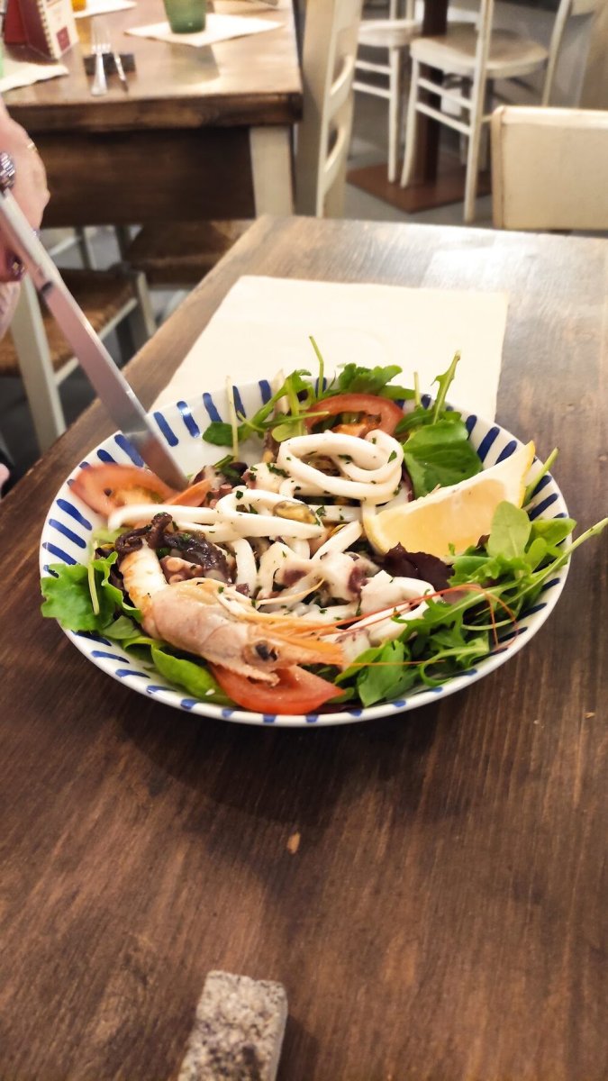 Foto 5 di Re Ngiuluz Osteria Bizzarra - Napoli