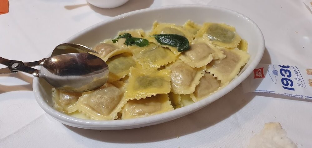 Foto 2 di Trattoria Del Cacciatore - Viano