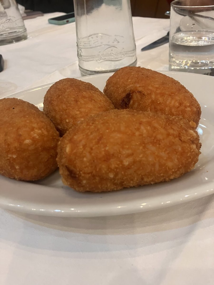 Foto 2 di Lussy Pizzeria - Lecce