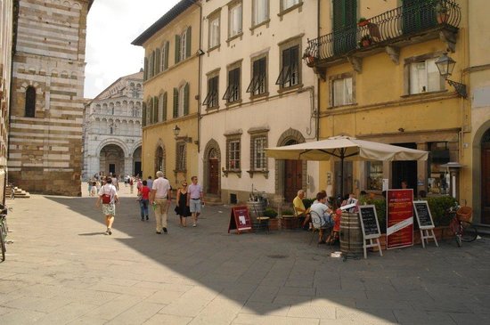 Enoteca Calasto, Lucca