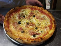 Pizzeria Pulcinella, Bari