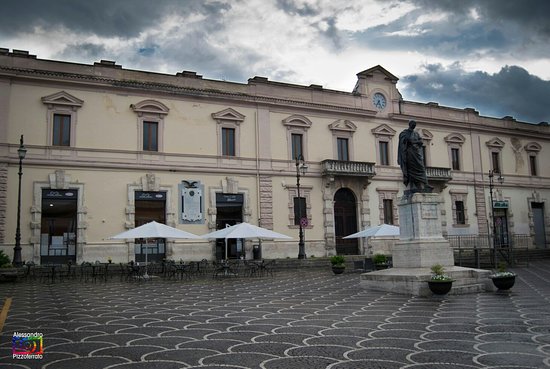 Gran Caffe Piazza Venti, Sulmona