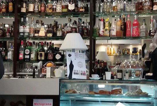 Bar Neapolis, Napoli