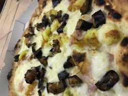 Pizzeria Da Asporto Di Moretti Carolina, Boscotrecase