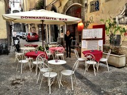 Donnaromita Srl, Napoli