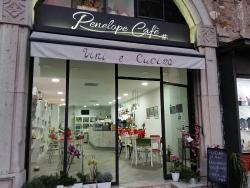 Penelope Cafe, Benevento