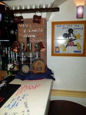 Monkey Bar, Ischia