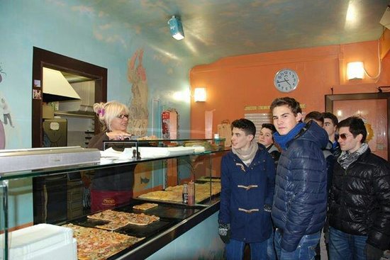 Pizzeria Al Taglio Mealdough Gang Snc Di Vergnanini Pecora Bianca, Mirandola