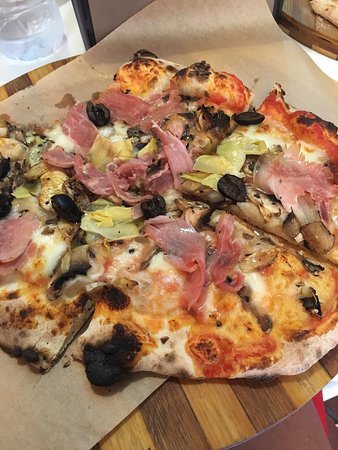 Pizzeria Al Cartoccio, Viterbo
