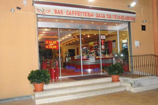 Deli Bar And Wok Restaurant, Ariccia