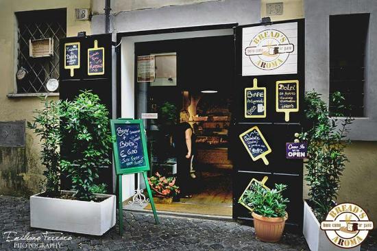 Bread's Aroma "bono Come Er Pane", Roma