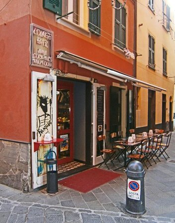 Basquiat Lounge Bar, Sestri Levante