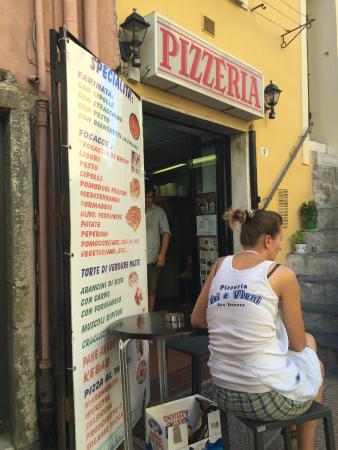 Pizzeria "vai & Vieni", Lerici