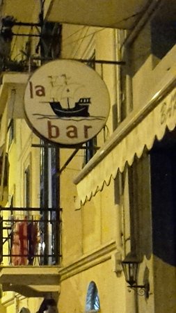 Bar La Caravella, Arma di Taggia