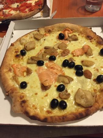 Pizzeria Oasi Mediterranea Consegna A Domicilio, Busto Arsizio