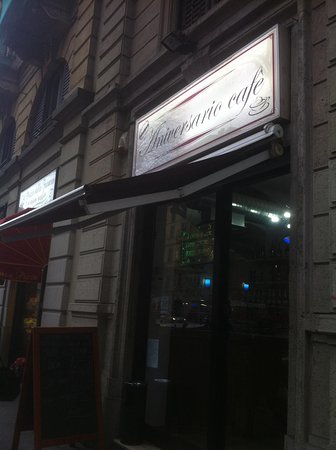 Aniversario Cafe, Milano