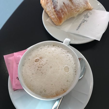 Caffe Strauss, Crema