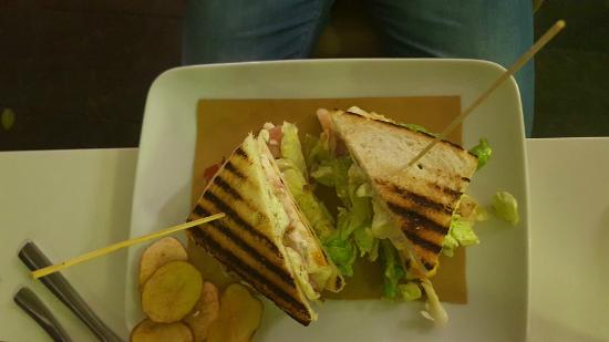 Club Sandwich, Casoria