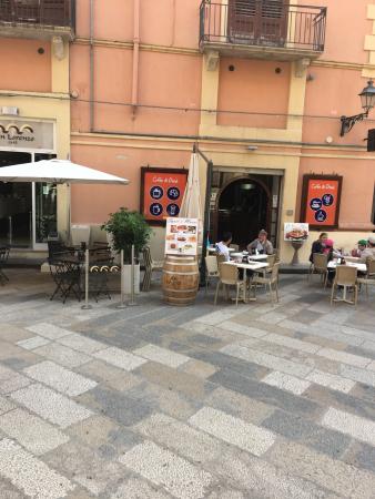 Sorsi E Morsi Wine Bar