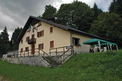 Casa Vallorch - Rifugio Escursionistico, Farra d'Alpago