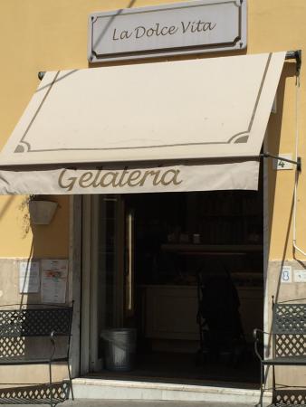 Gelateria La Dolce Vita, Pietrasanta