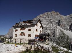 Rifugio Zsigmondy-comici, Sesto