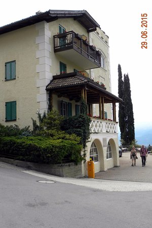 Hotel- Restaurant Mair Am Ort, Tirolo