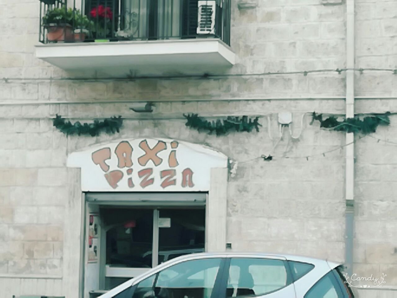 Taxi Pizza, Bari