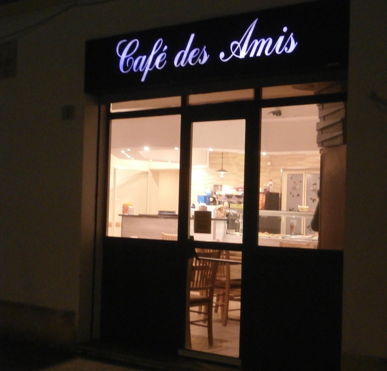 Cafe Des Amis, Ferrara