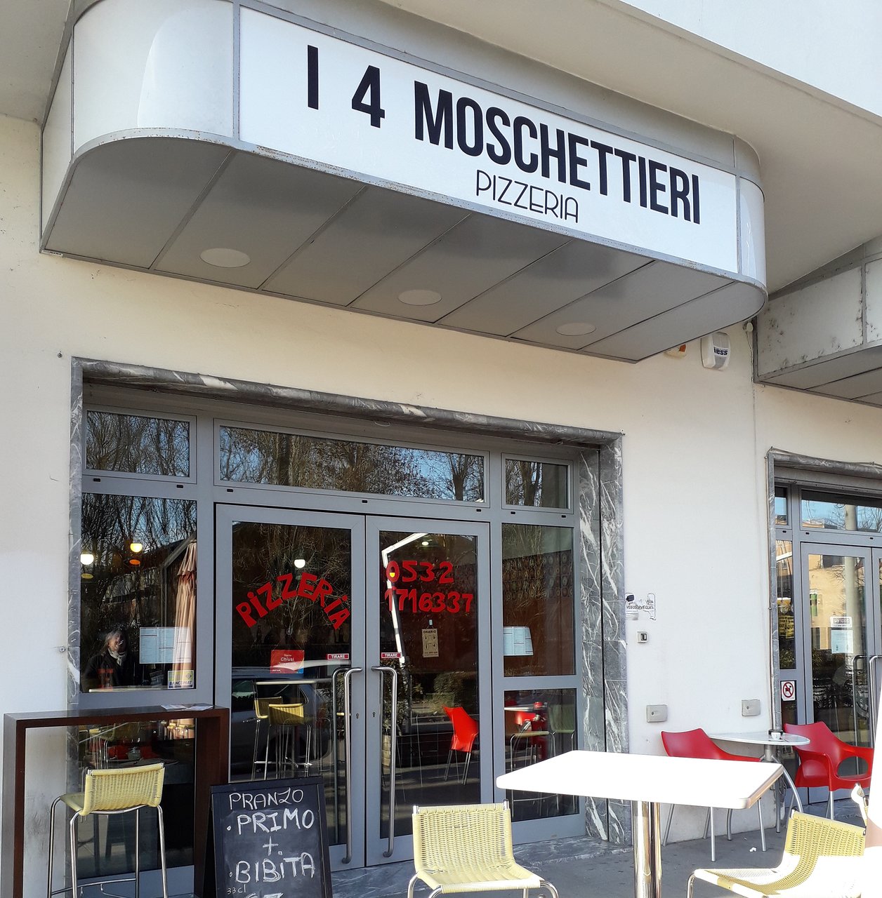 I 4 Moschettieri, Ferrara