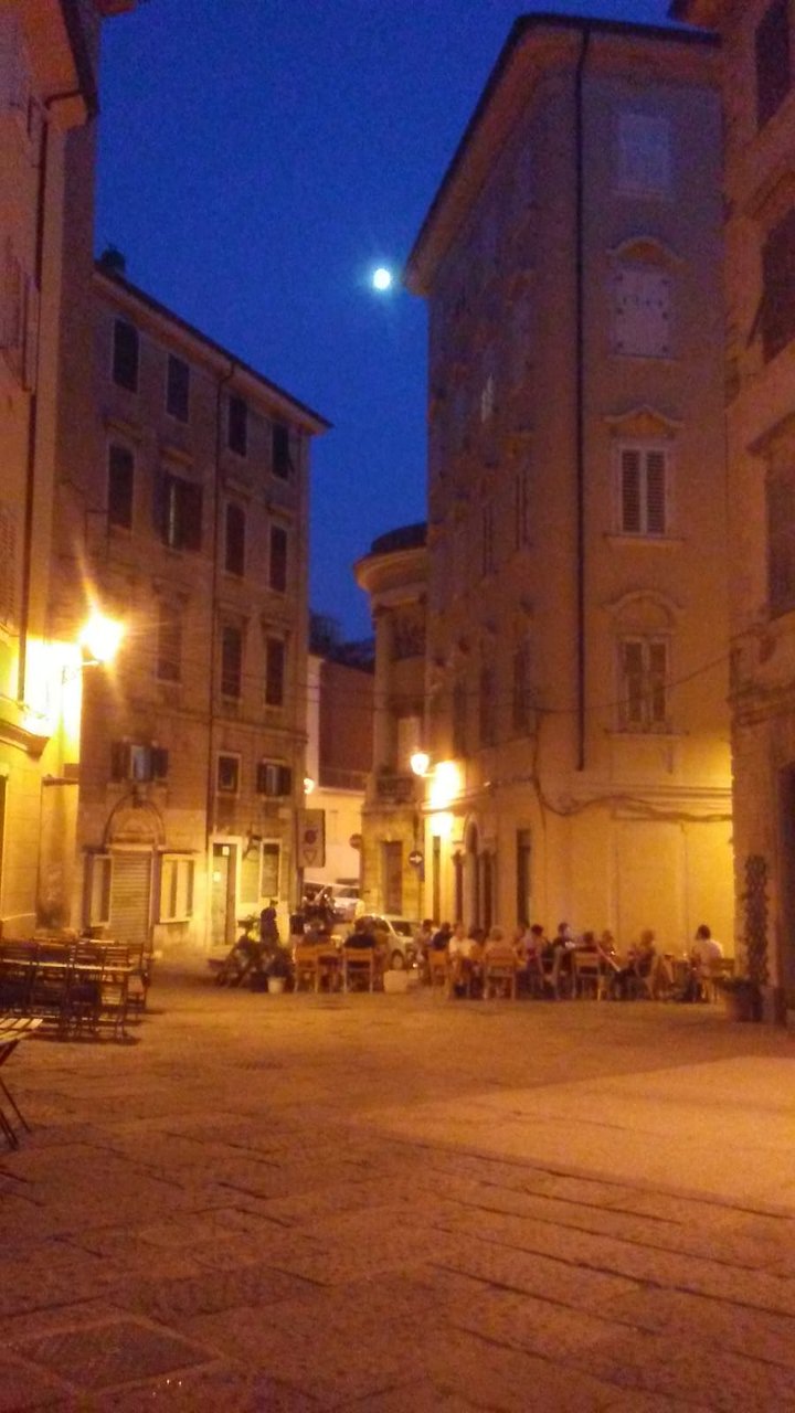 Bar Arc'or, Trieste