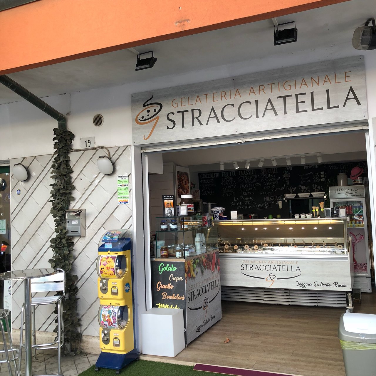 Gelateria Stracciatella, Rimini