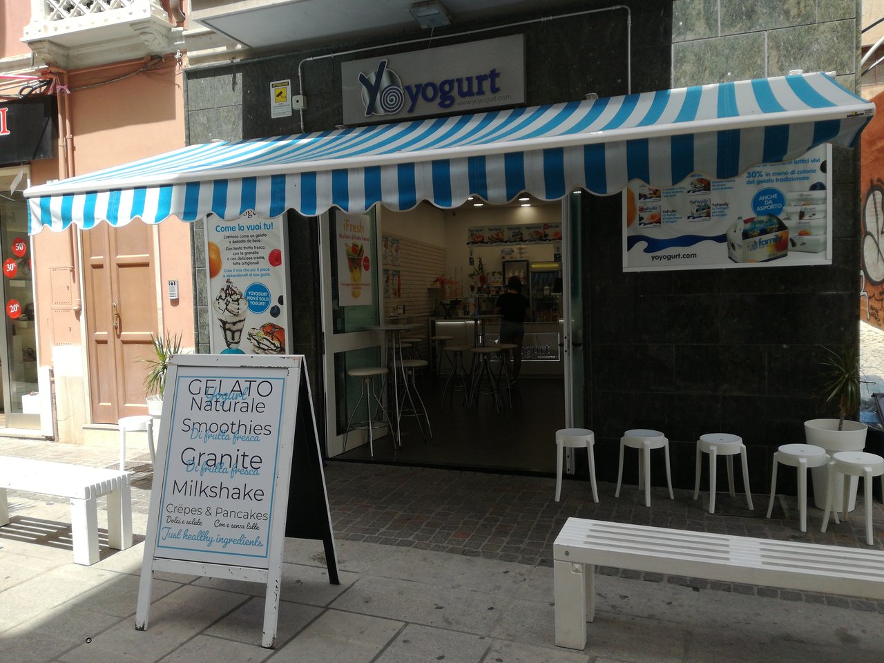 Yoyogurt, Cagliari