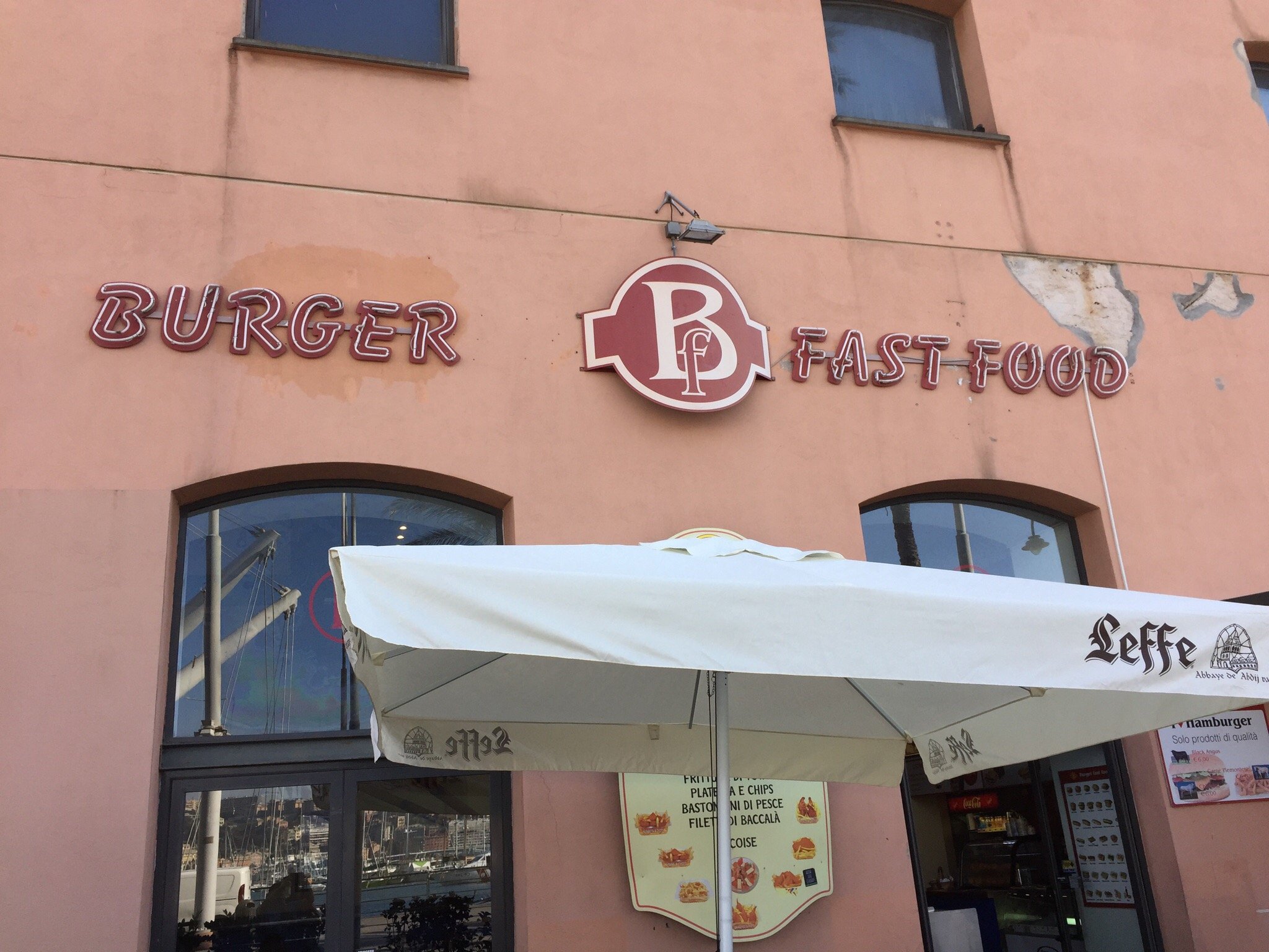 Burger Fast Food, Genova