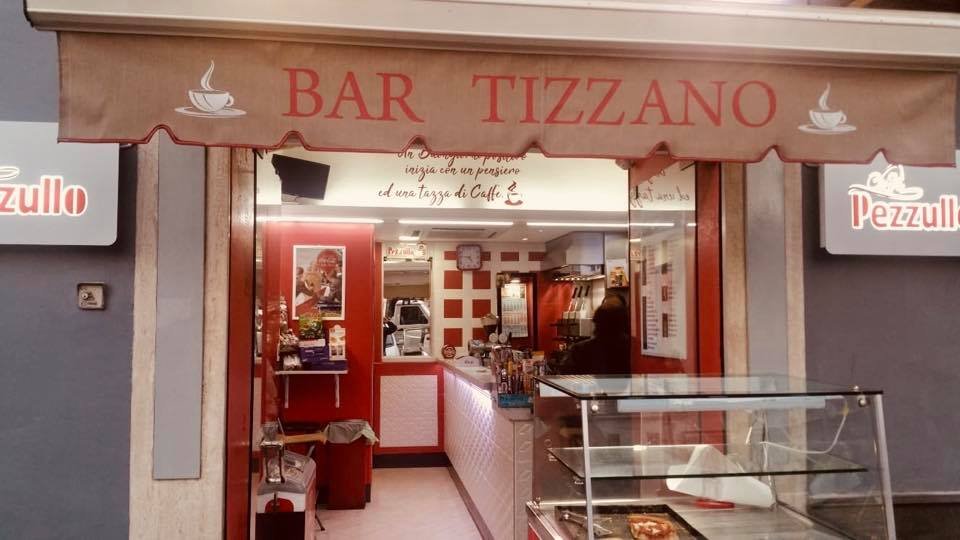 Bar Tizzano, Napoli