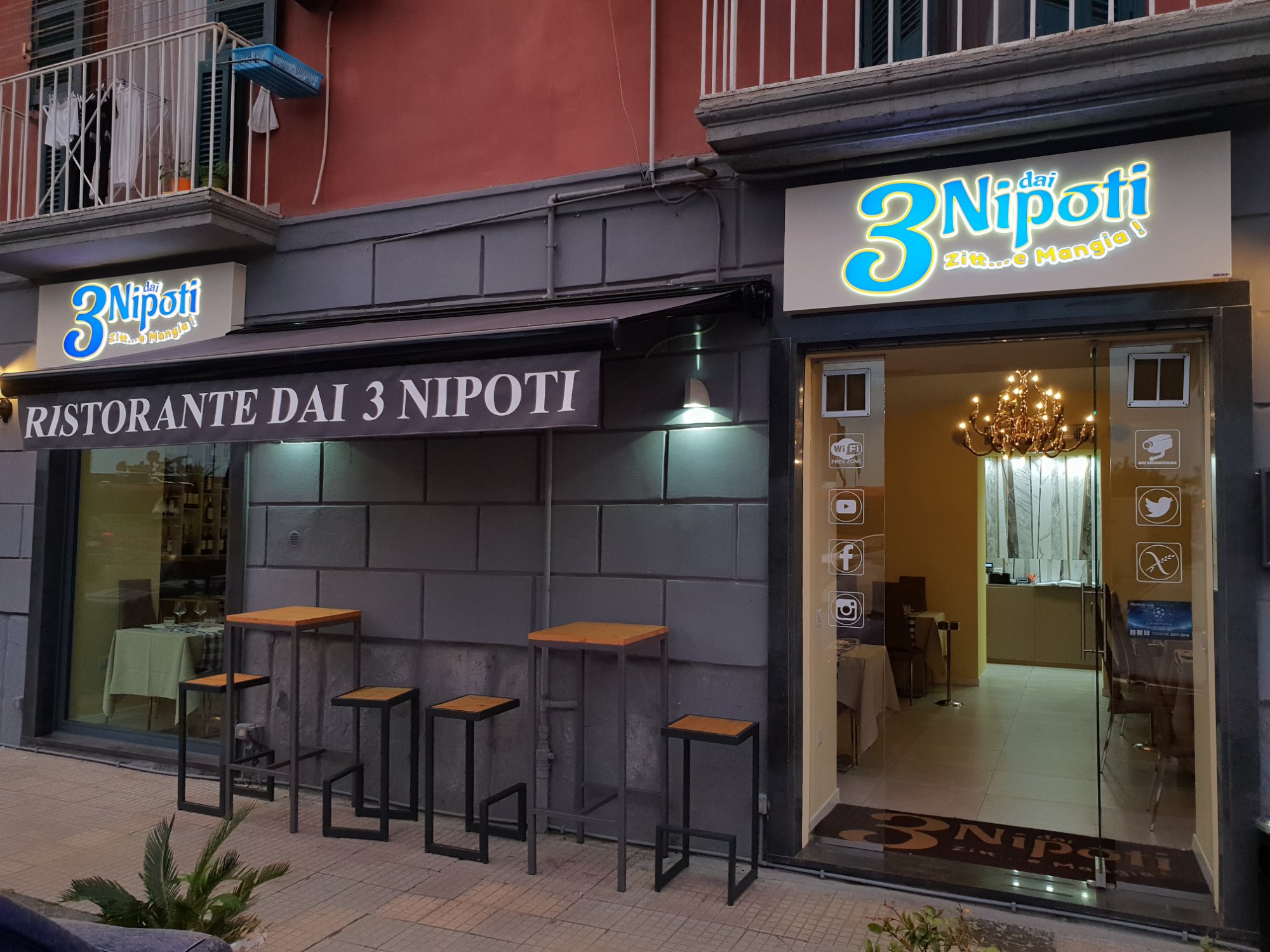 Dai 3 Nipoti - Trattoria Di Mare, Napoli