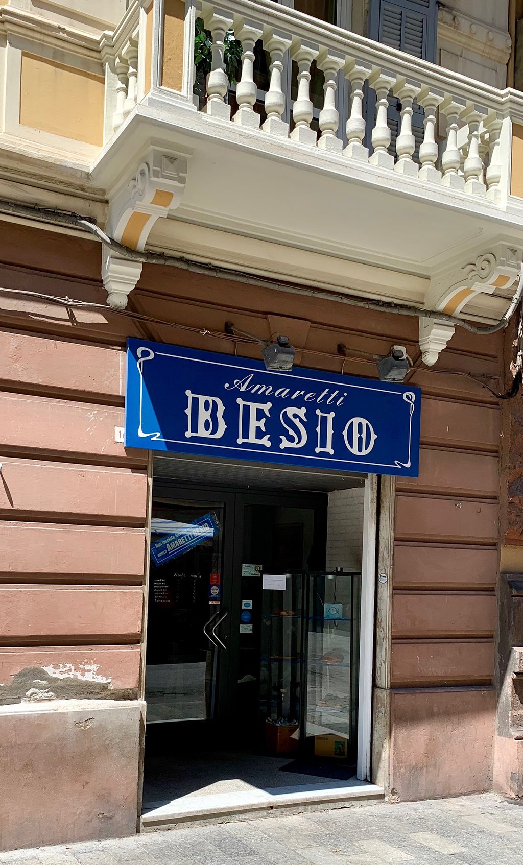 Amaretti Besio, Savona