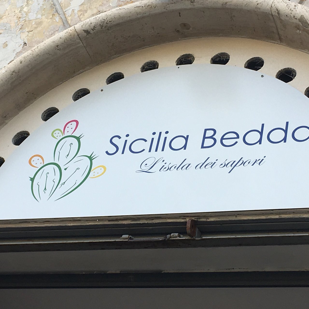 Sicilia Bedda, Tivoli
