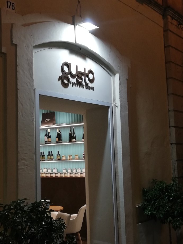 Gusto Gourmet Store, Lido di Noto