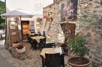 ristorante a Rasiglia