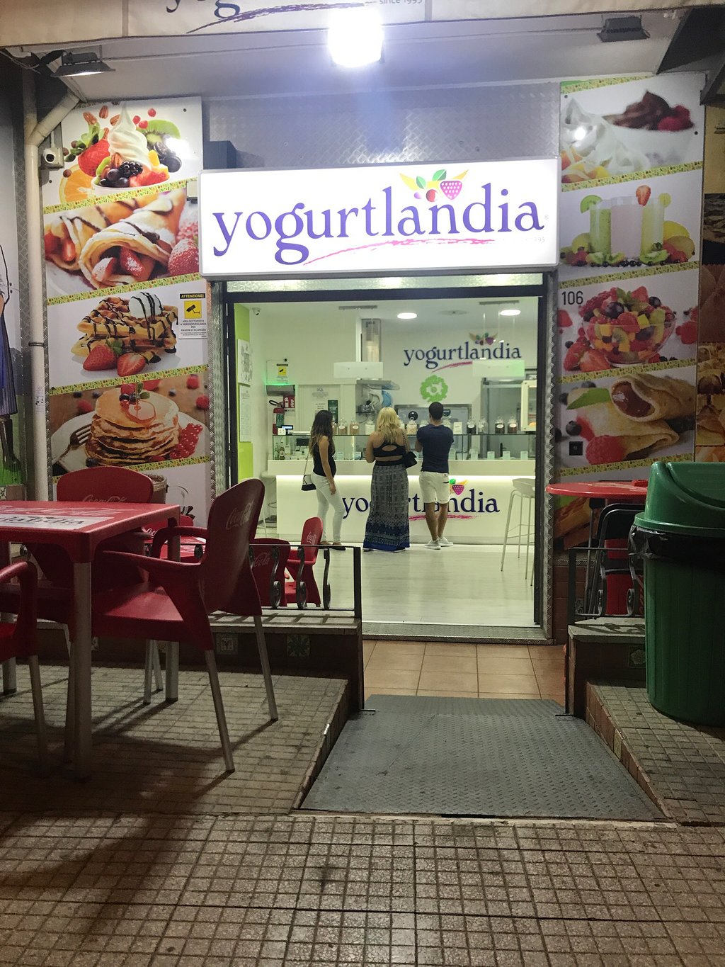 Yogurtlandia, Giardini Naxos