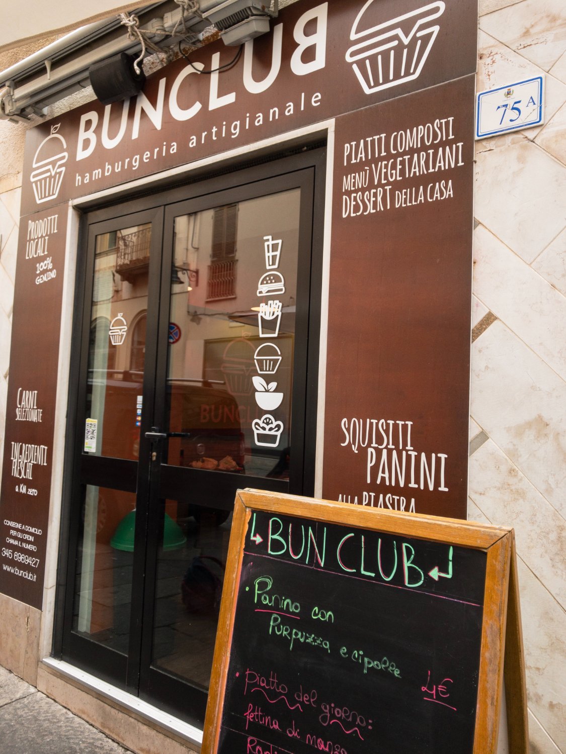 Bun Club, Nuoro