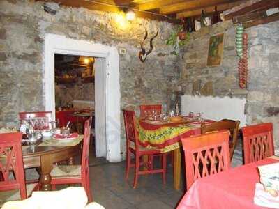  ristorante a Borgomaro