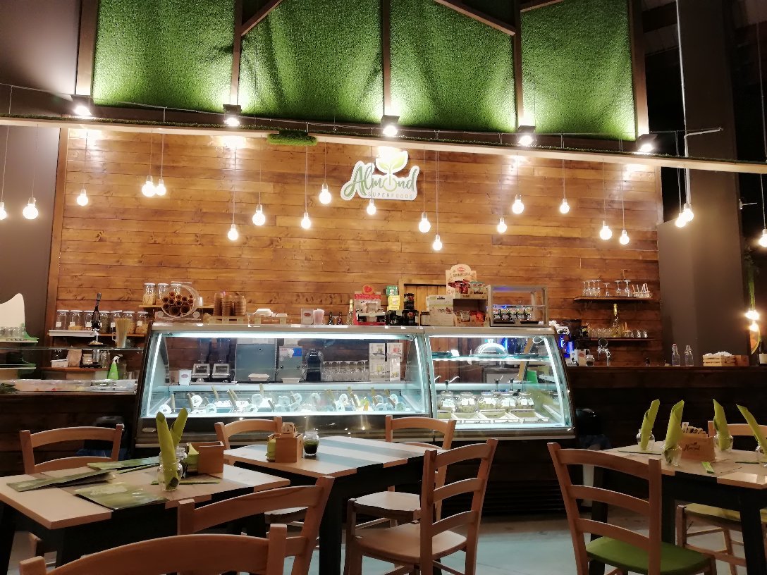 Almond Green Bar, Città Sant'Angelo
